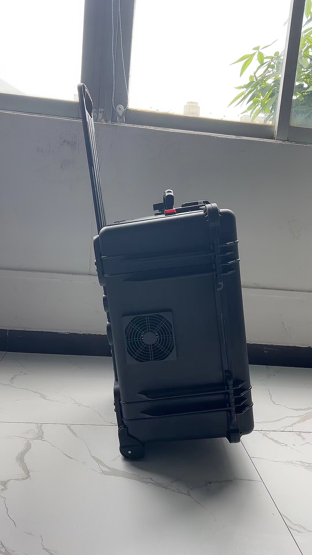 崇左手拉箱型移动通信干扰器